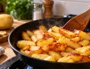 Жареная картошка больше не будет мягкой и бледной: Всё решает 1 действие перед жаркой