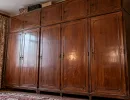 Громоздкие шкафы уходят в прошлое: чем их заменяют в маленьких квартирах к 2027 году