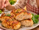 Котлеты с хлебом и картошкой – прошлый век: 100 г в фарш – и внутри не мясо, а нежное суфле