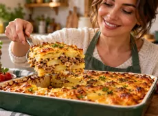Картошку больше не жарю с луком: складываю слоями с фаршем – сверху корочка, внутри всё сочное