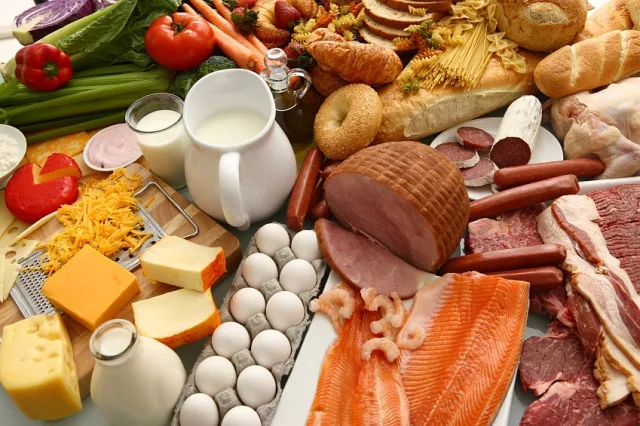 Часто вывеской "фермерские продукты" пользуются в коммерческих целях, обманывая покупателей